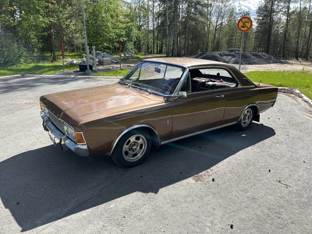 Ford 20M XL 2300s Hardtop