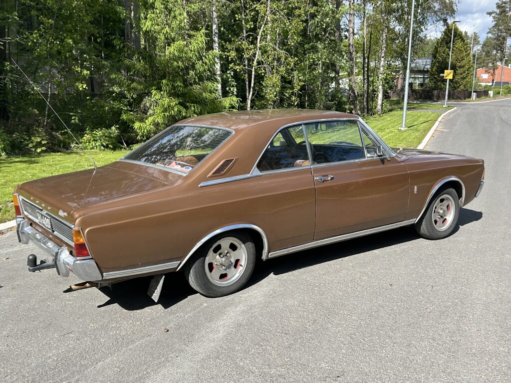 Ford 20M XL 2300s Hardtop