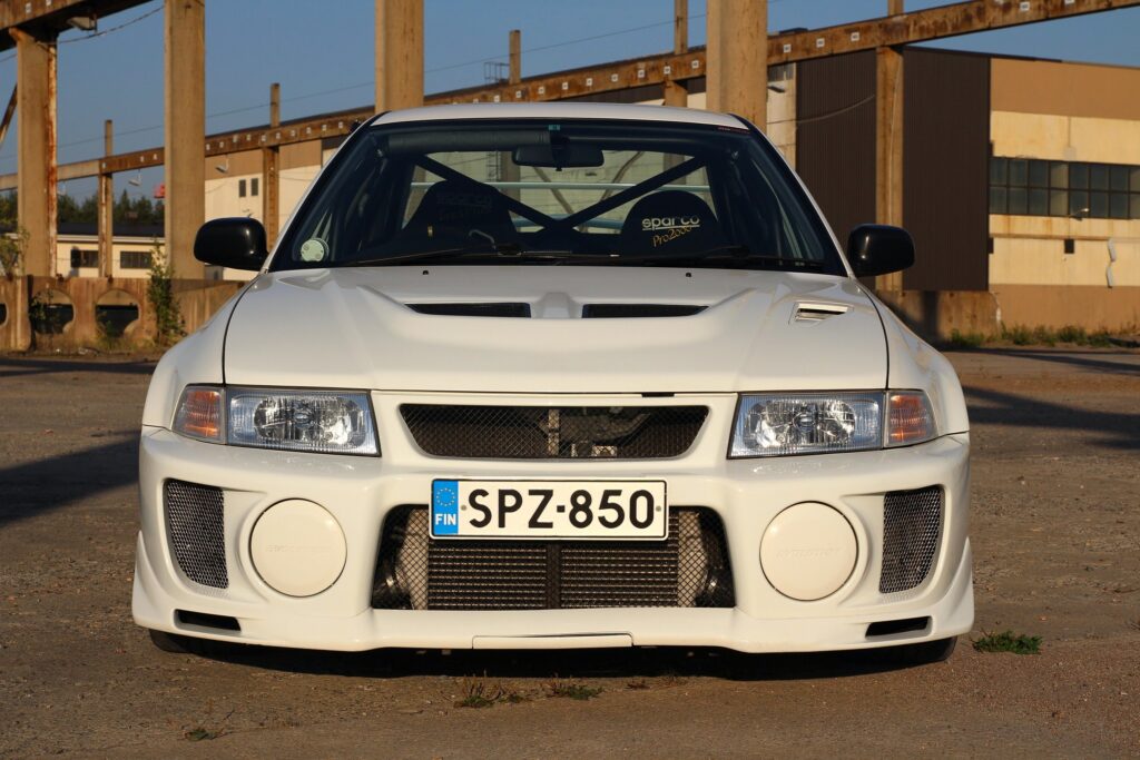 Mitsubishi Lancer Evolution V RS -98