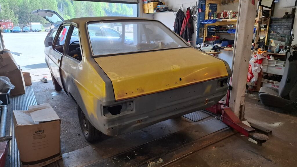 Ford Escort Mk2 Shell