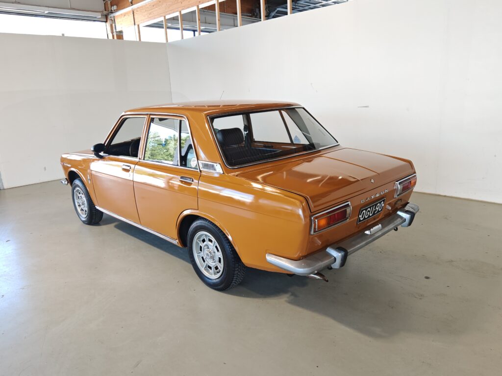 Datsun 510 1600 Deluxe 4d