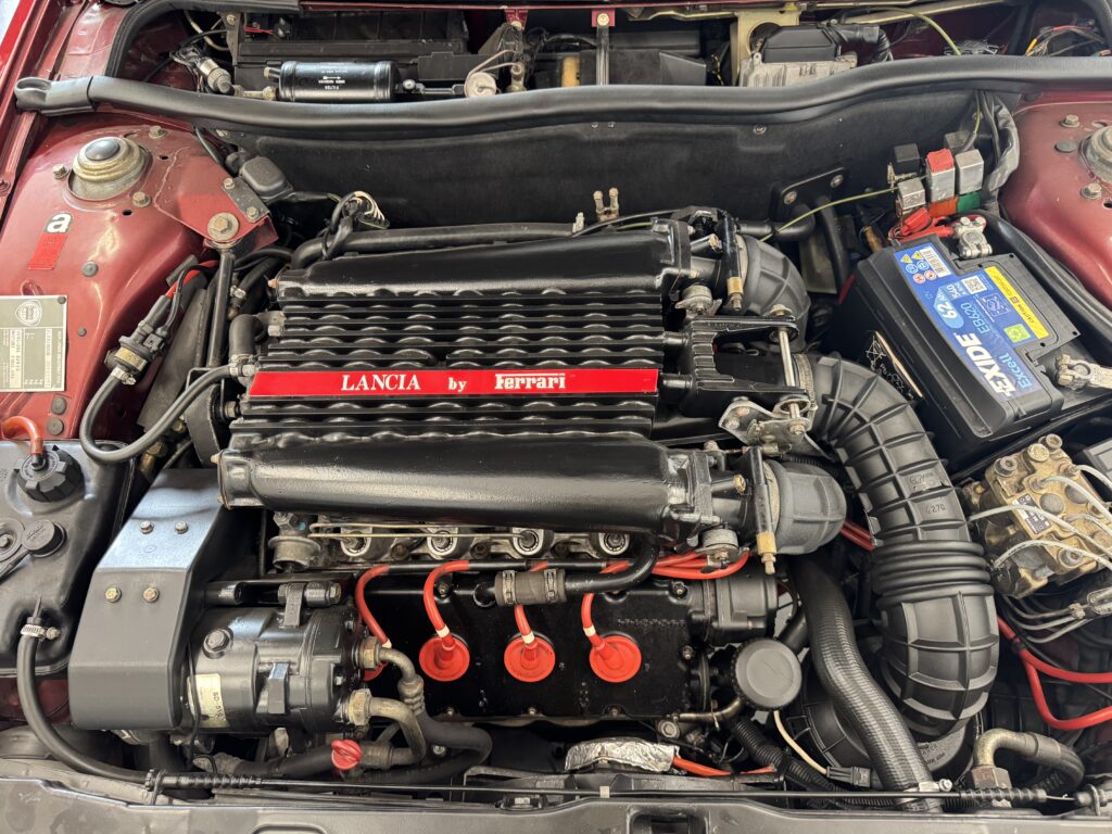 Lancia Thema 8.32 Ferrari V8 1988