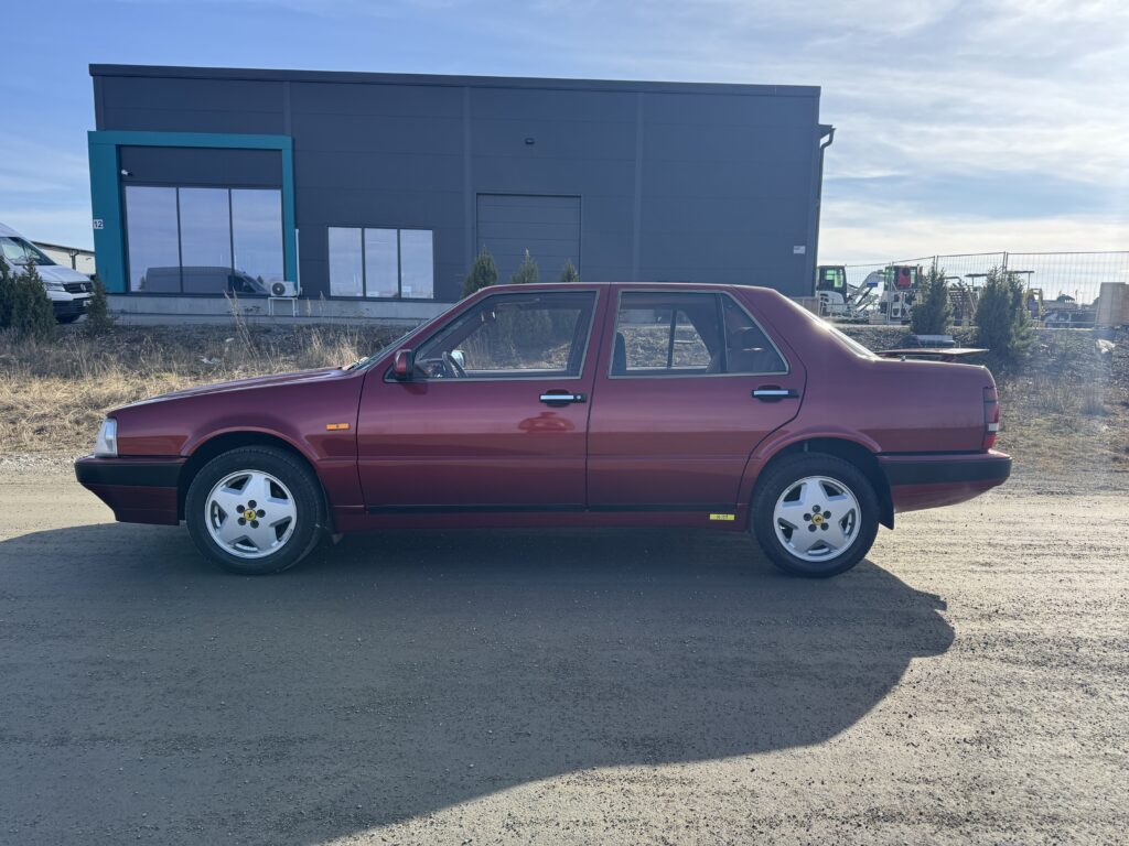 Lancia Thema 8.32 Ferrari V8 1988