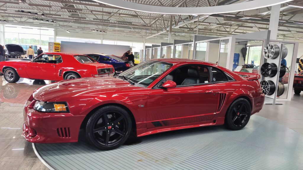 Saleen S281 S/C HH Special Edition