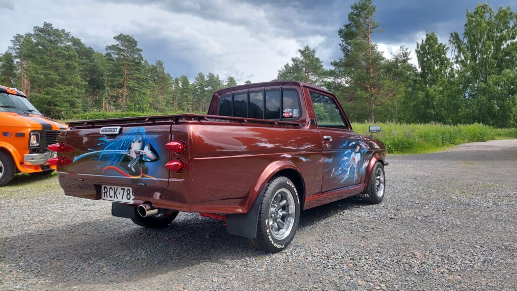 Toyota Timangi KP36 publica 1000