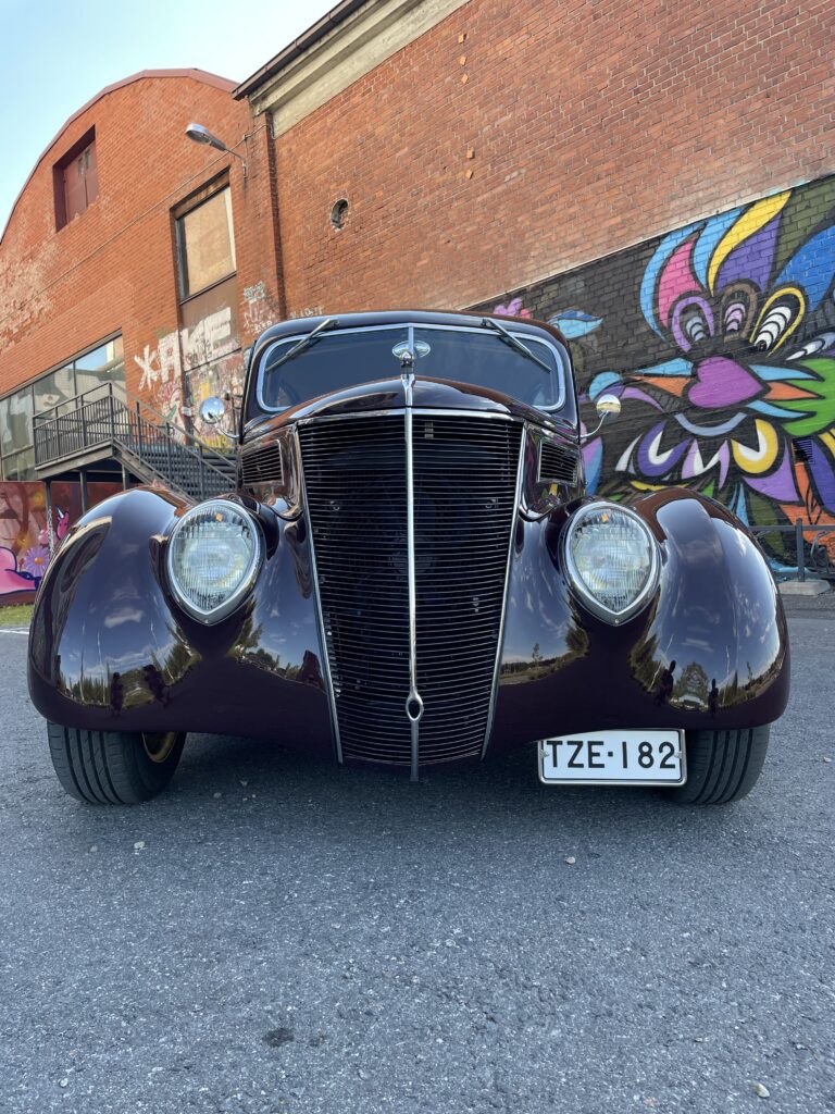 Ford Tudor Slantback
