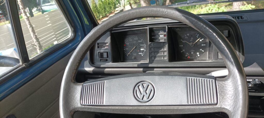 Volkswagen Caravelle Syncro 1.6TD