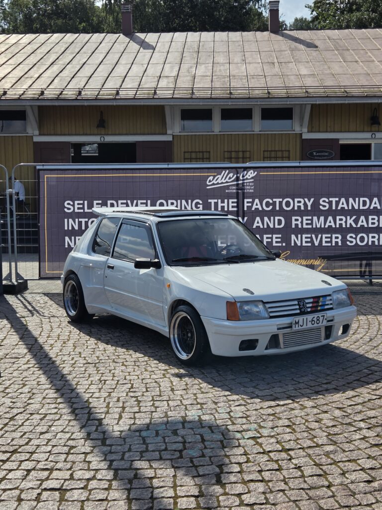 Peugeot 205 gti 1.9
