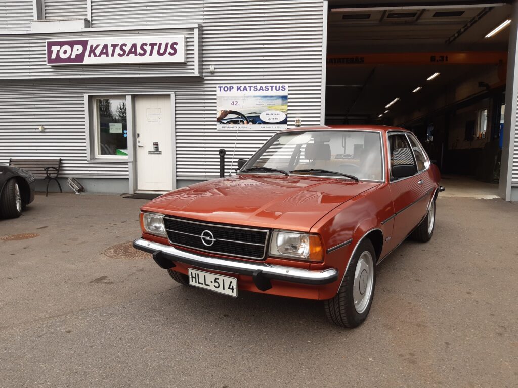 OPEL ASCONA B 2.0 SR Berlina