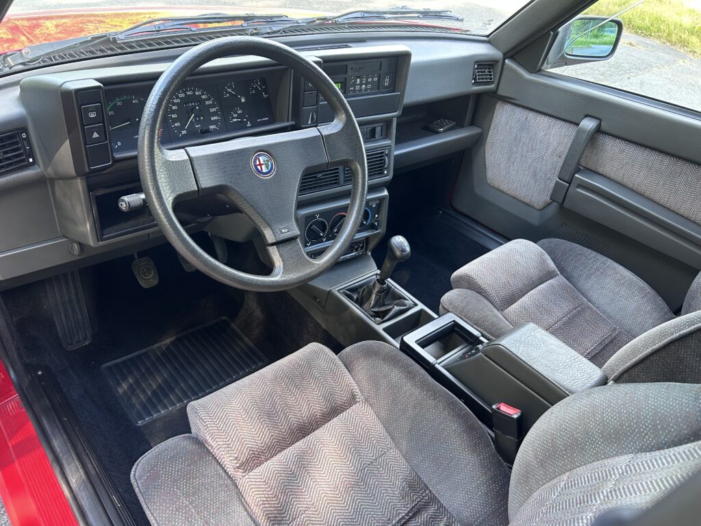 Alfa Romeo 75 2.0 Twin Spark