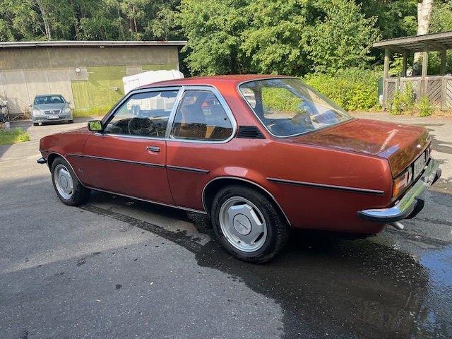OPEL ASCONA B 2.0 SR Berlina