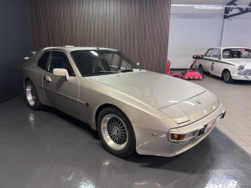 Porsche 944 2.5 Manual