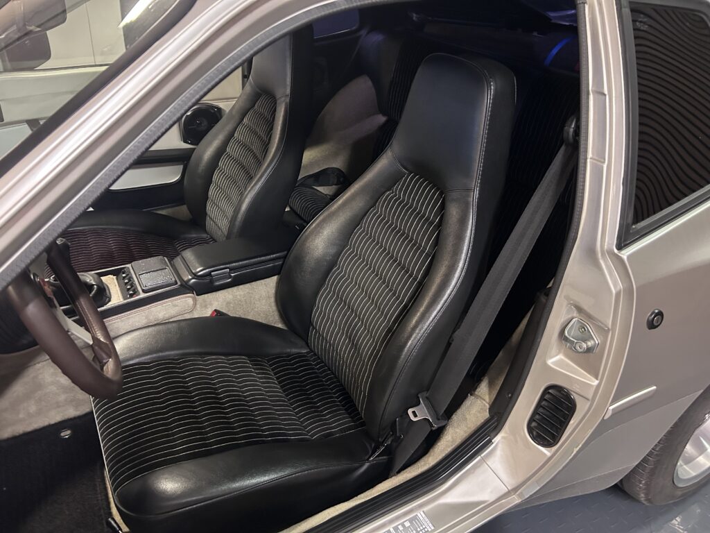 Porsche 944 2.5 Manual