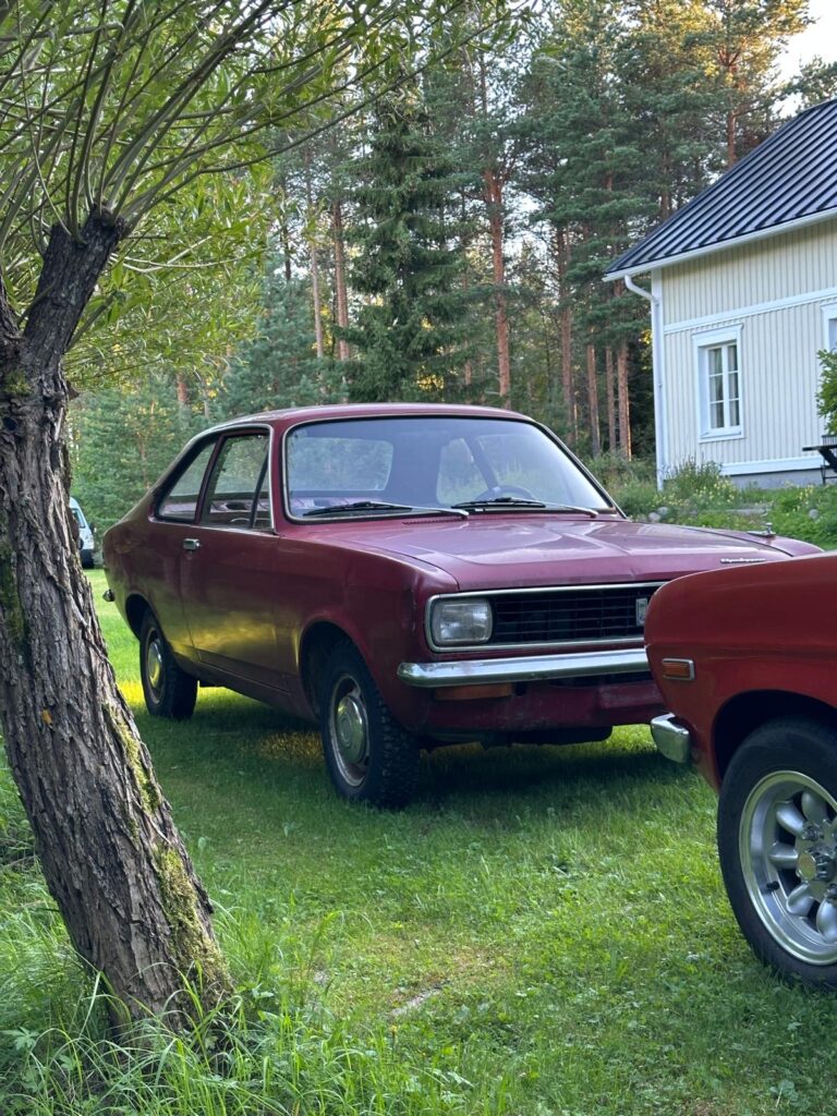 Sunbeam Avenger 1300 2D