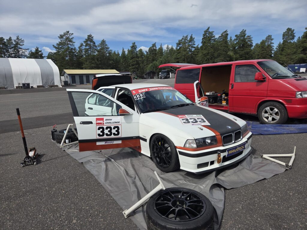 BMW E36 M3 Race Car