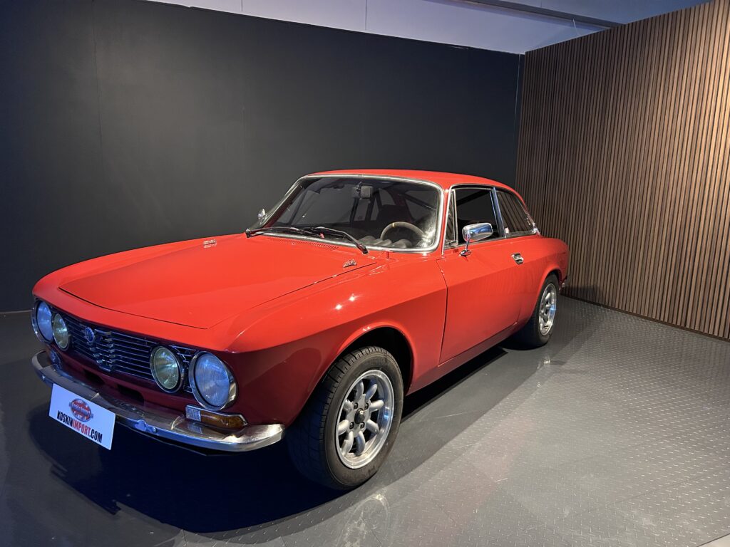 ALFA ROMEO 2000 GT VELOCE