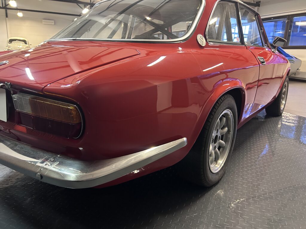 ALFA ROMEO 2000 GT VELOCE