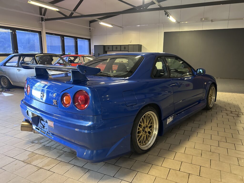 Nissan Skyline GT-R BNR34