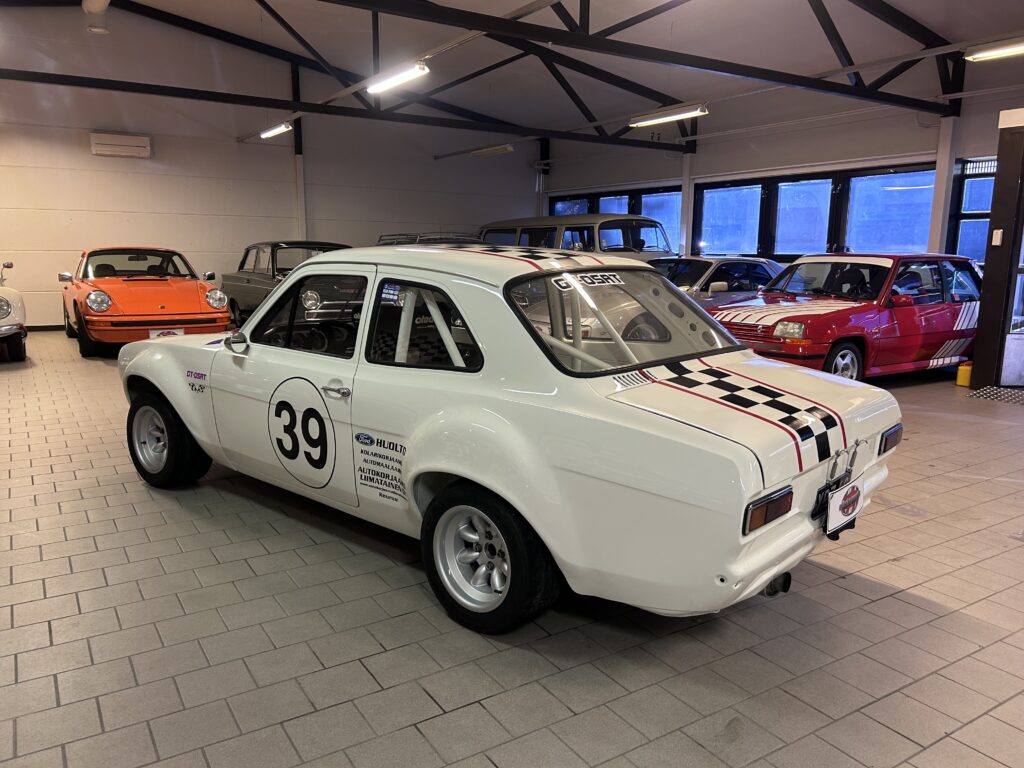 Ford Escort Mk1 Race Car