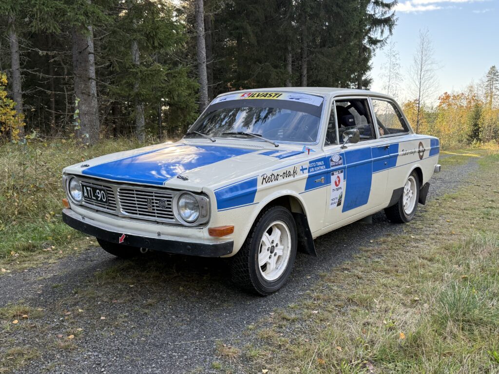 Volvo 142S FIA Historic