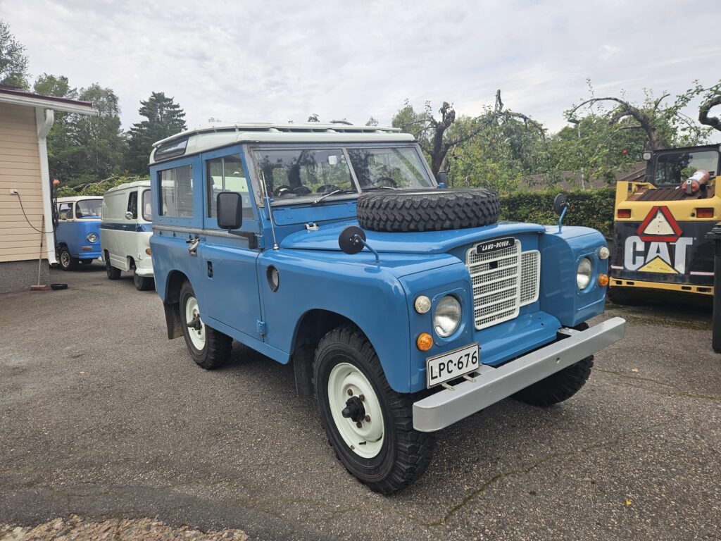 Land Rover Series 3