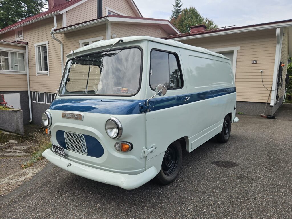 Austin J4 Val Van
