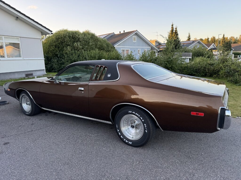 Dodge Charger SE Brougham 440