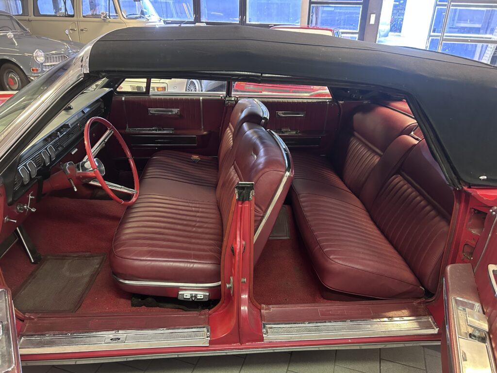 Lincoln Continental 4-Door Convertible